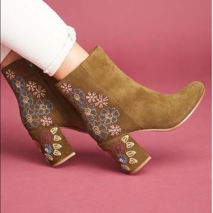 Anthropologie Embroidered booties